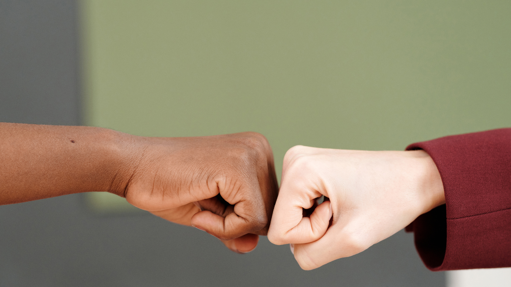 Poor Communication In The Workplace: Causes And Effects - KNKV Group