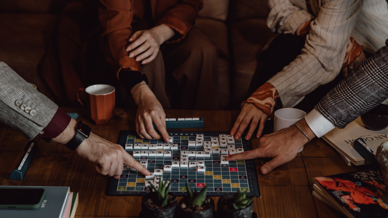 15 Interactive Team Building Games Your Teams Can't Resist Playing - KNKV Group